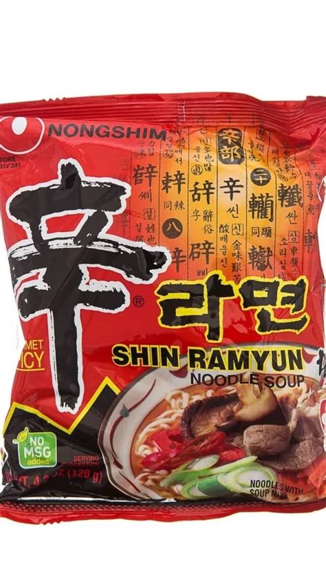 Nongshim Shin Ramyun Spicy Beef Ramen Noodle Soup 18