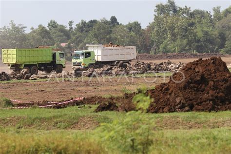 PROYEK PEMBANGUNAN BANDARA DI KEDIRI | ANTARA Foto