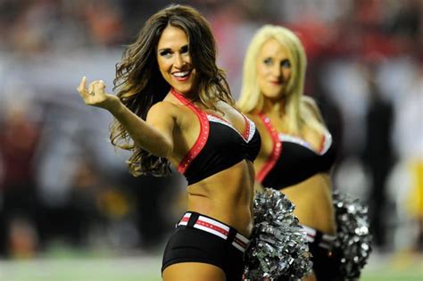 NFL cheerleaders of Week 15 | Nfl cheerleaders, Cheerleading, Nfl