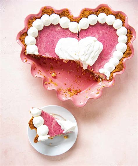 20 Valentines Day Dessert Ideas That Will Make Him Swoon Sweet Money Bee