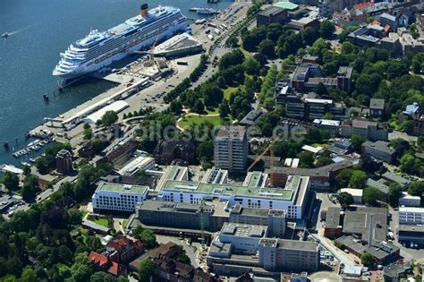 Luftaufnahme Kiel Baustelle für einen Erweiterungs Neubau auf dem