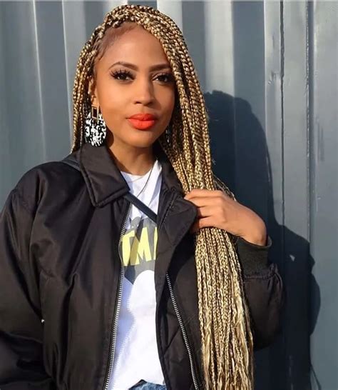 Beautiful Ways To Style Blonde Box Braids Hairstylecamp