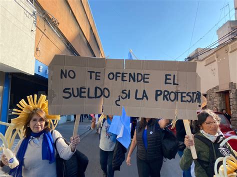 Argentina En Jujuy El Paro Docente Contin A Por Tiempo Indeterminado