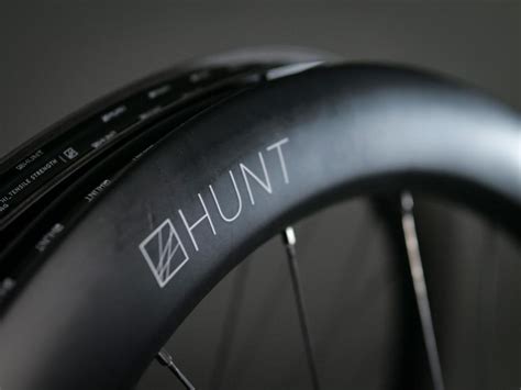 Hunt Aerodynamicist Carbon Disc Wheelset Road Cc