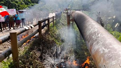 Amazonas bloqueos impiden que personal de Petroperú detenga derrame de