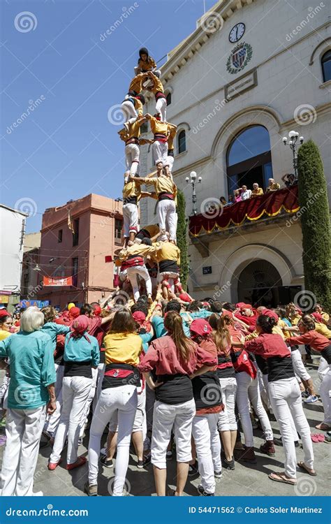 Castell O Torre Humana Tradición Típica En Cataluña Fotografía