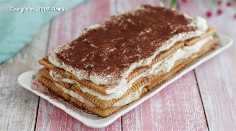 Mattonella di biscotti al tiramisù Dolce veloce senza cottura