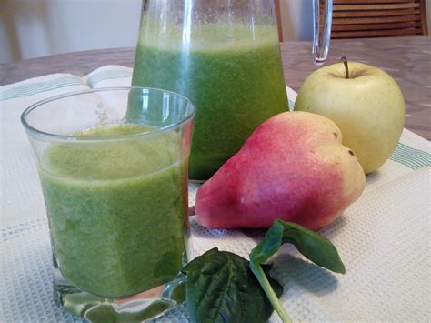 Zumo Detox Y Depurativo De Manzana Y Pera Bebidas Blog De Carmen Lapiedra Zamora De