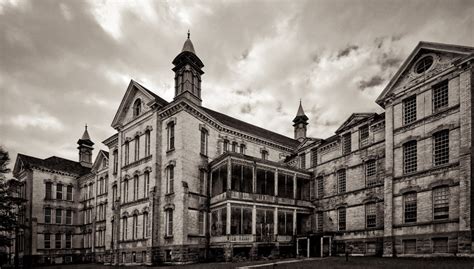 Creepy Abandoned Places - A Super Creepy Abandoned Hospital or Asylum ...