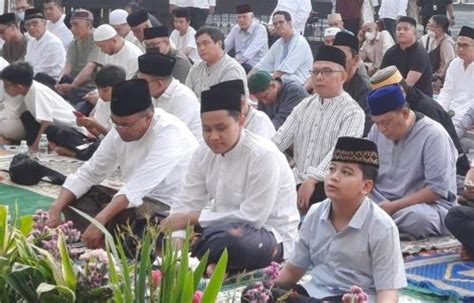 Menko Pmk Salat Idul Fitri Di Kantor Pp Mummadiyah Menteng