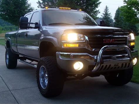 Wizeguy28s 2006 Gmc Sierra 2500 Hd Crew Cab In Granville Oh Duramax Trucks Lifted Diesel