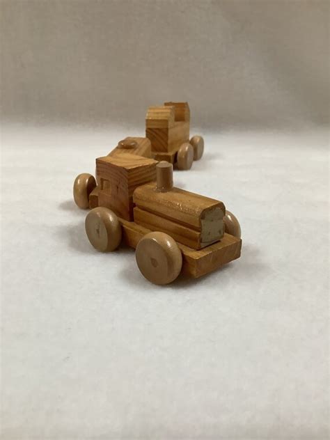 Small Wooden Toy Train Engine Car And Caboose Vehicles Toys Pe