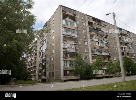 Khrushchyovka hi-res stock photography and images - Alamy