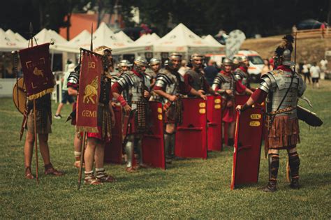 Unveiling 10 Lesser-Known Facts About Roman Gladiators - OneStepGuide