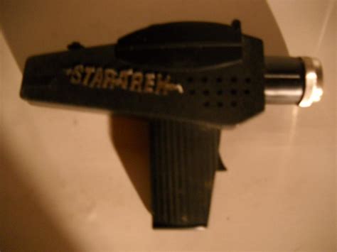 SCI-FI TV TOY COLLECTION: # 2 VINTAGE STAR TREK PHASER GUN