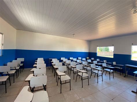 Prefeitura De Prado Entrega Mais Uma Escola Totalmente Reformada