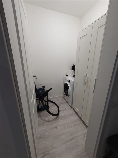 Inchiriez Apartament Cu O Camera Strada Abatorului Nr 5 Imobil 9