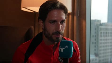 Kann ein Torwart Kapitän sein Das komplette Interview mit Kevin Trapp