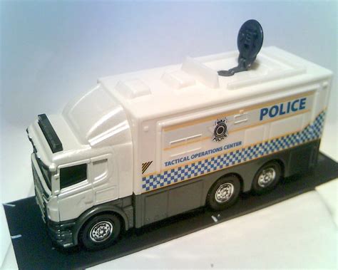 mobile command vehicle