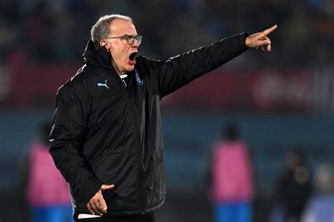 Marcelo Bielsa Y Un Debut Que Ilusiona Al Mando De Uruguay El Gr Fico