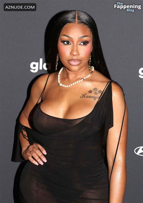 YUNG MIAMI Nude AZNude