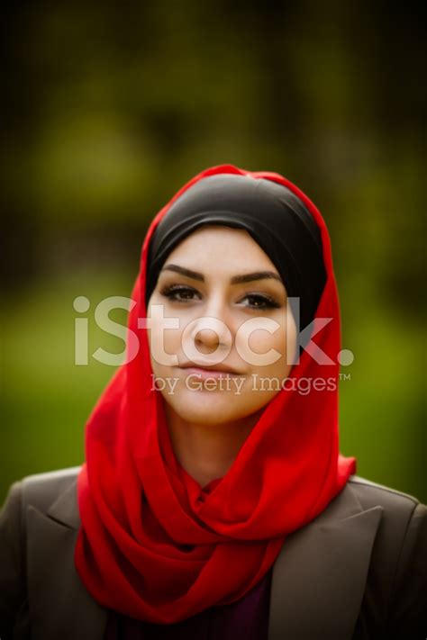 Most Beautiful Muslim Women In Hijab