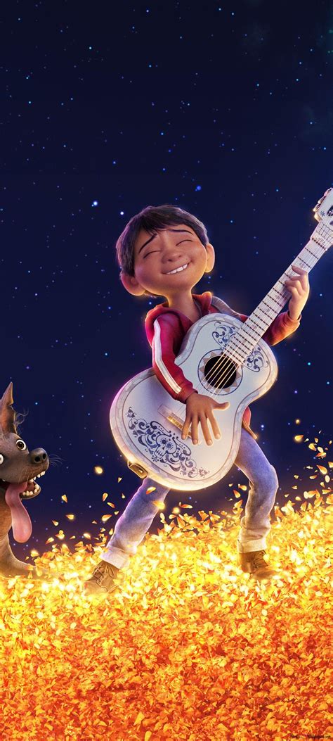 Coco - Miguel plays the guitar with Dante 4K wallpaper download