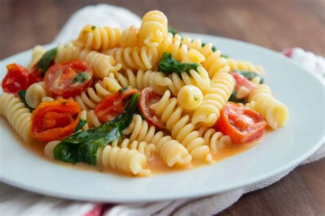 Fusilli With Asiago And Spinach Giadzy