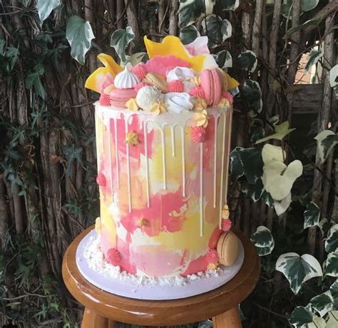 Fabulous Drip Cakes Inspiration Drip Cakes Buttercream Birthday