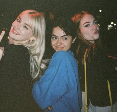 Pinterest | Friend photos, Poses, Best friends aesthetic