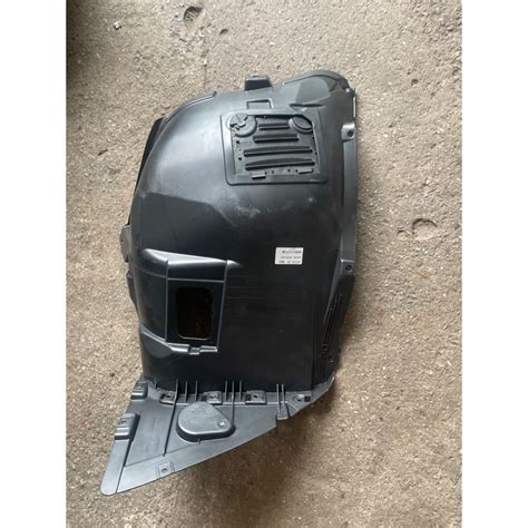 Bmw E90 Front Fender Cover Daun Pisang Shopee Malaysia