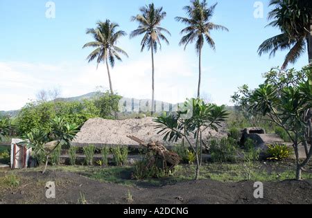 World War Two Bunker, Rabaul, New Britain Island, Papua New Guinea ...