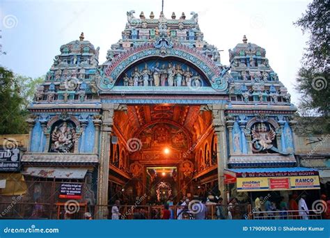 Ramanathaswamy Temple is a Hindu Temple Dedicated To the God Shiva Located on Rameswaram Island ...