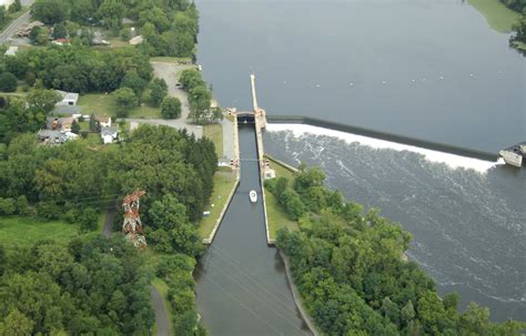 Champlain Canal Lock 1 In Waterford Ny United States Lock Reviews Phone Number