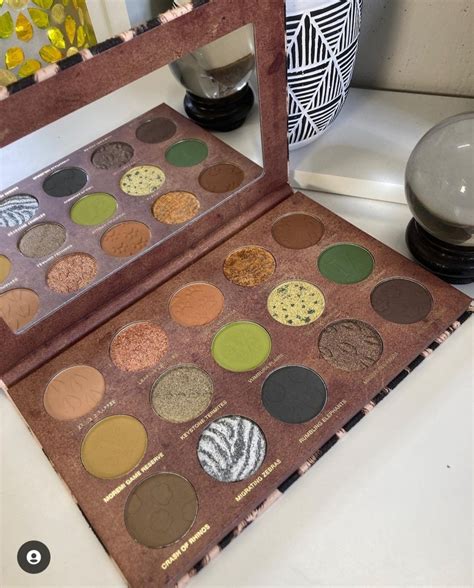 Nomad Cosmetics Okavango Safari Palette