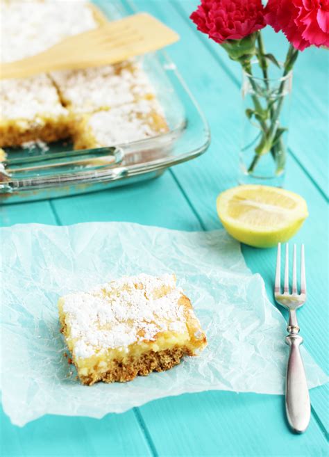 Paula Deen Lemon Gooey Butter Cake