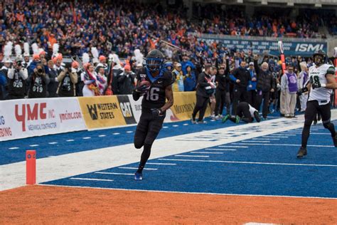 Photos: Boise State wins Mountain West Championship | KBOI