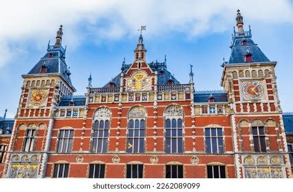 Historic Amsterdam Centraal Railroad Station Building Stock Photo 2262089099 | Shutterstock