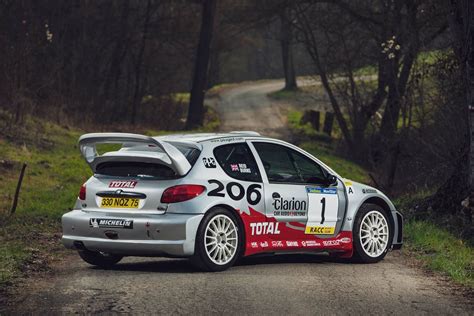 Peugeot Wrc Un Exemplaire Vendre Les Voitures