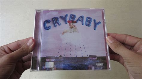 Melanie Martinez Cry Baby Unboxing CD en Español YouTube