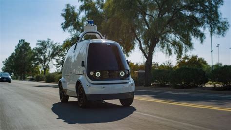 Nuros Driverless Vehicle Can Deliver Groceries Cnn Business