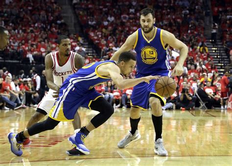 Stephen Curry Hurts Knee In Warriors Game 4 Win Over Rockets NBA