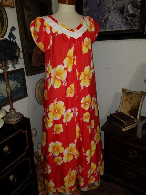 Nos 80s Hilo Hattie Maxi Caftan Mumu Hawaiian Floral Gem