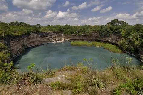 Zacatón Sinkhole