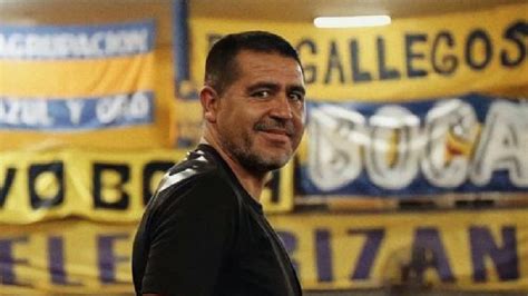 Sigue La Interna En Boca Apareció Un Pasacalle A Favor De Riquelme