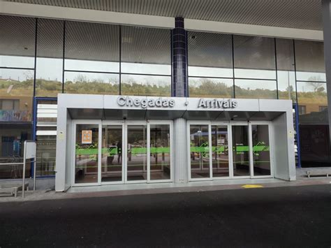 Aeroporto De Ponta Delgada João Paulo Ii Em São Miguel Açores