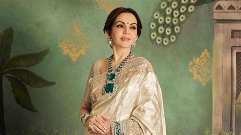 Nita Ambani Wears Nearly ₹500 Crore Emerald-Diamond Necklace At Anant ...