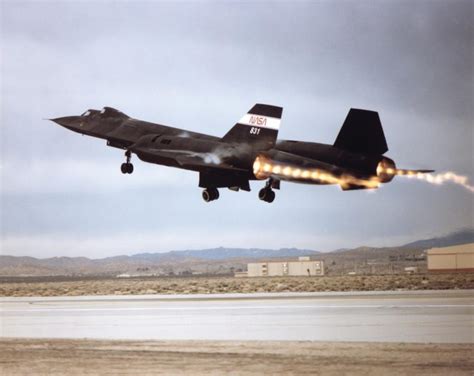 Lockheed Sr 71 Blackbird El Avión Más Rápido Del Mundo Neoteo