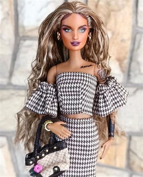 Pin De Rubia Badell En Barbie Lily