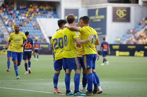 Cádiz 0 vs 0 Elche por LaLiga SmartBank de España Futbolete